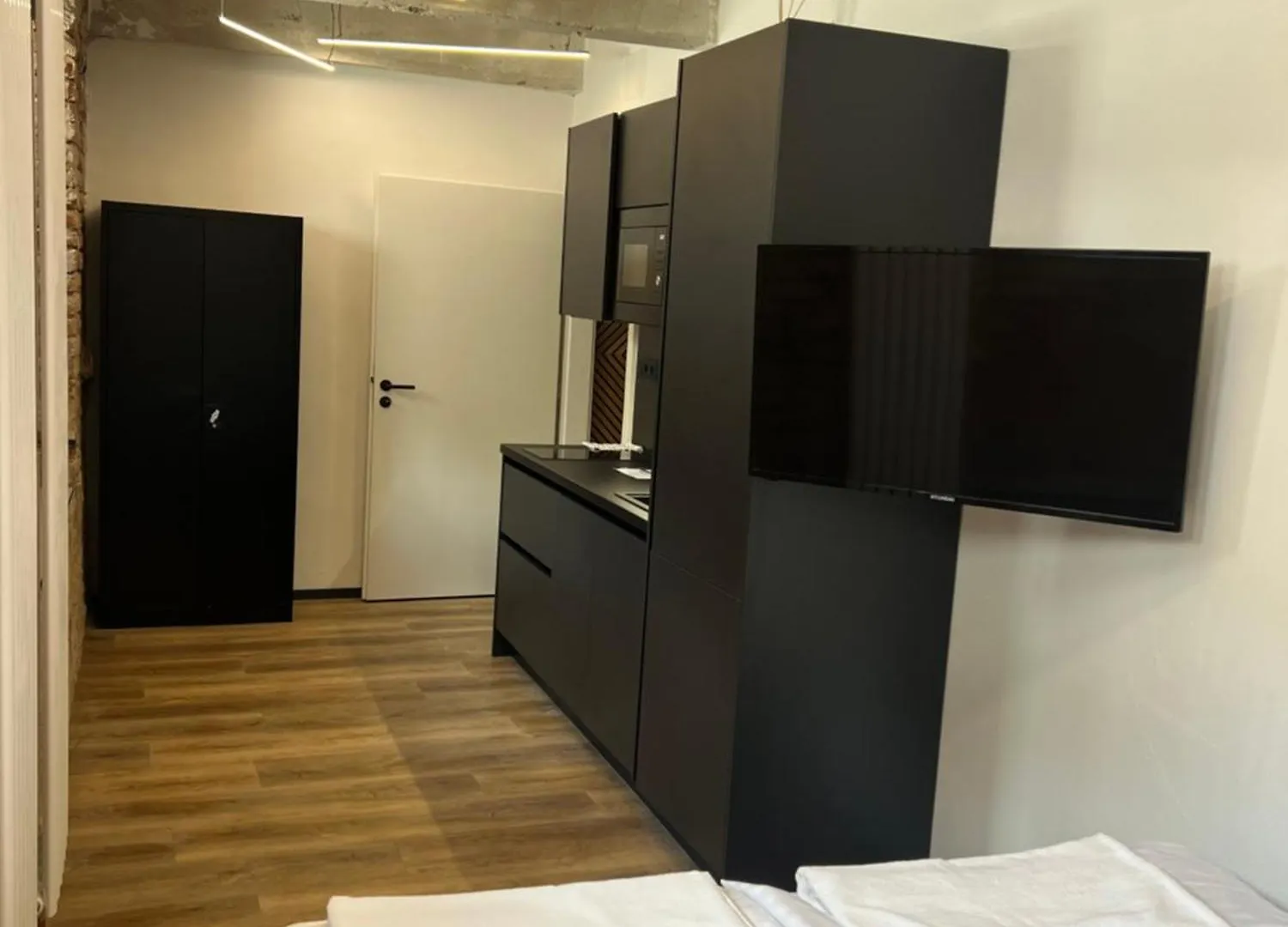Industrial Lofts Centrum Brno 0*,